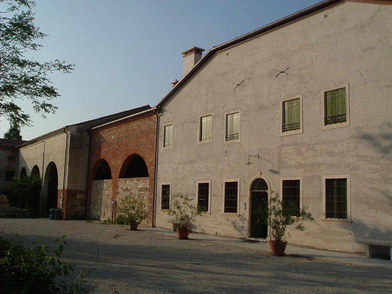 Agriturismo La Sophora Montegaldella Exteriör bild